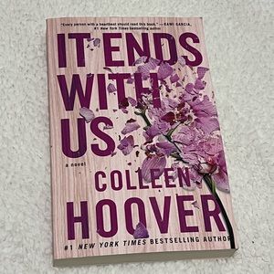 It End With Us Colleen Hoover Paperback Book